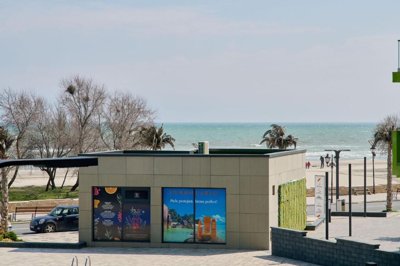 Maya Apartment- Spa N Pools Beach Resort Mamaia Luaran gambar