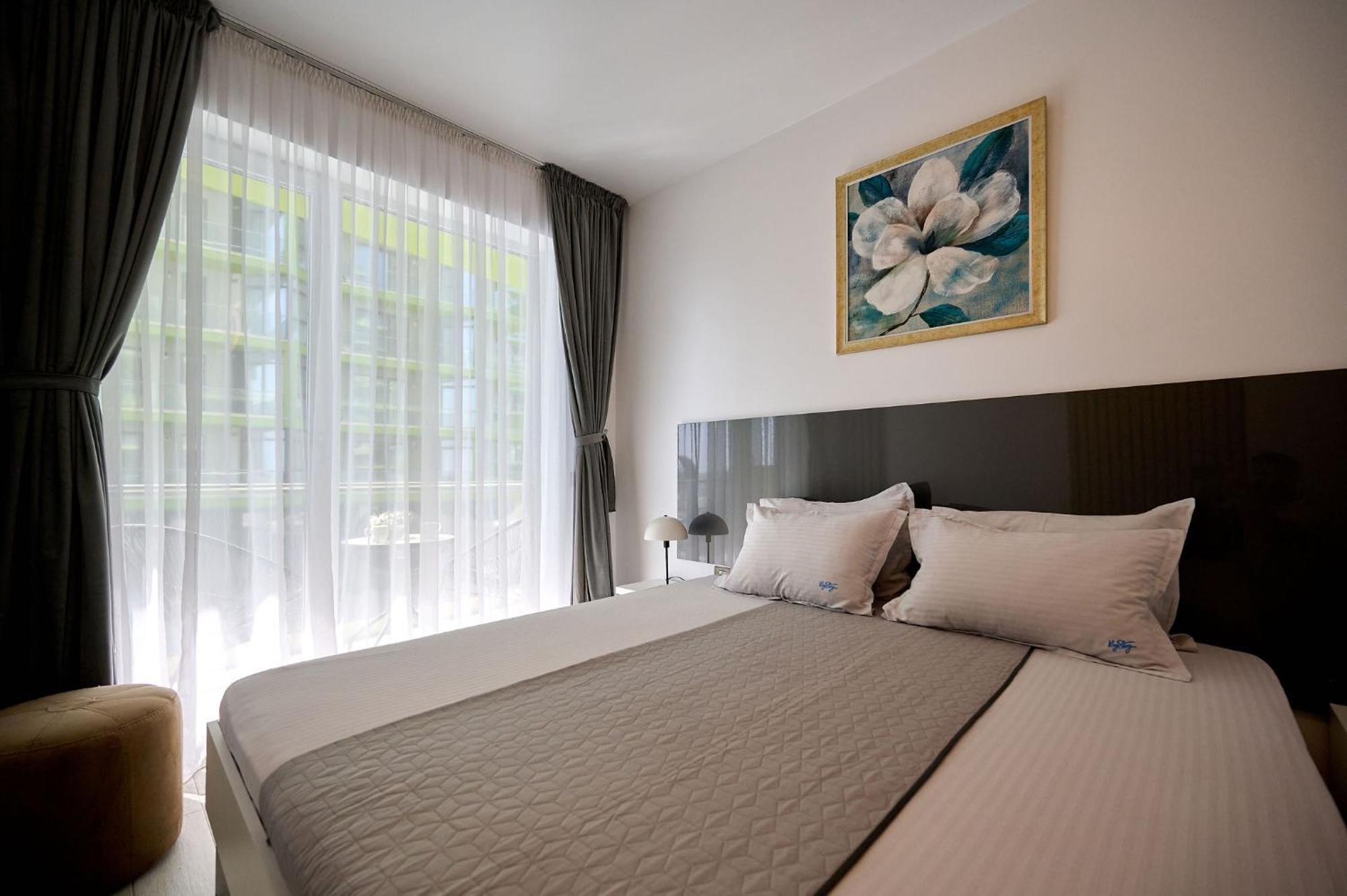 Maya Apartment- Spa N Pools Beach Resort Mamaia Luaran gambar